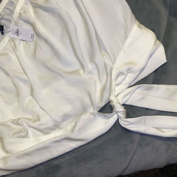 Banana Republic NWT One Shoulder White Blouse Size XL, MSRP $55 - Picture 4 of 11